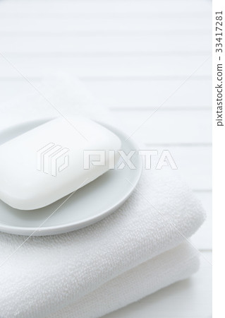 溫泉浴肥皂,毛巾的圖像 溫泉浴肥皂,毛巾的圖像 33417281