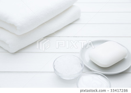 Image of spa bath Soap, towel, bath salt, body cream Image of spa bath Soap, towel, bath salt, body cream 33417286