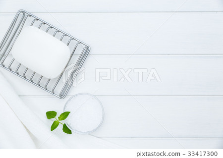 溫泉浴肥皂,毛巾,醃製槽用食鹽的圖像 溫泉浴肥皂,毛巾,醃製槽用食鹽的圖像 33417300