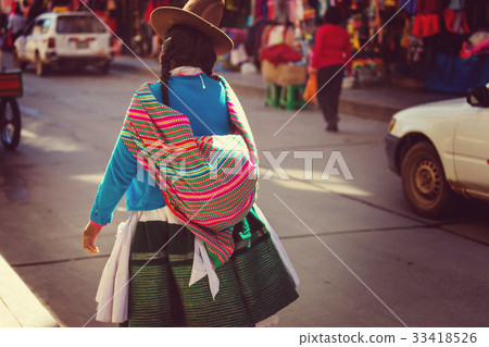 Peruvian people 33418526