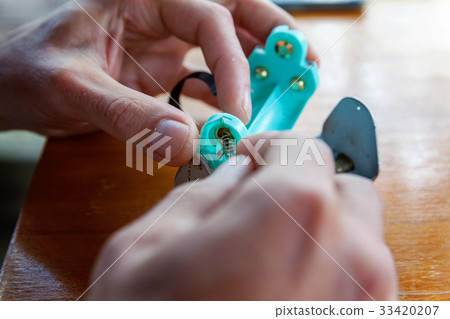 Fixing of vape device 33420207