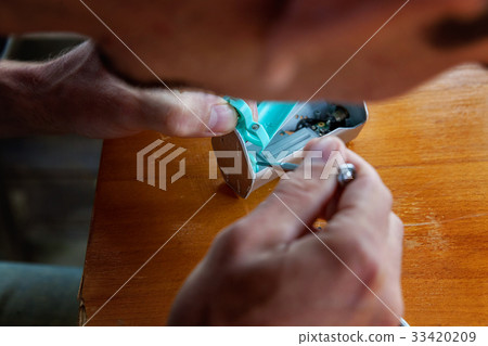 Fixing of vape device 33420209