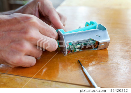 Fixing of vape device Fixing of vape device 33420212