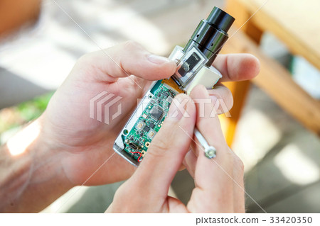 Fixing of vape device 33420350