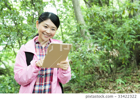 登山女孩徒步登山登山戶外徒步旅行 33422322