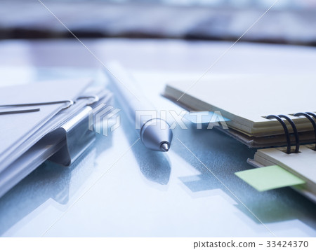 Business image · notebook · tag Business image · notebook · tag 33424370