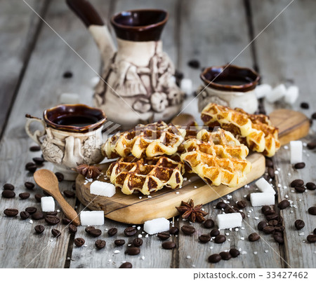 Waffers with coffee 33427462