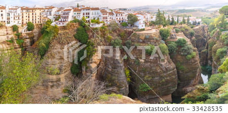 Puente Nuevo, New Bridge, in Ronda, Spain Puente Nuevo, New Bridge, in Ronda, Spain 33428535