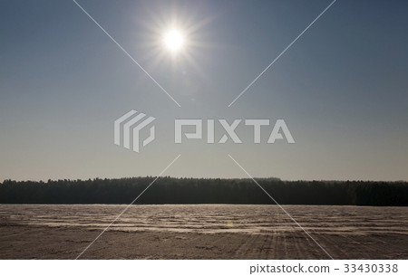 Winterand and sky Winterand and sky 33430338