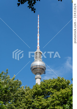 Berliner Fernsehturm Tower in Berlin 33431624