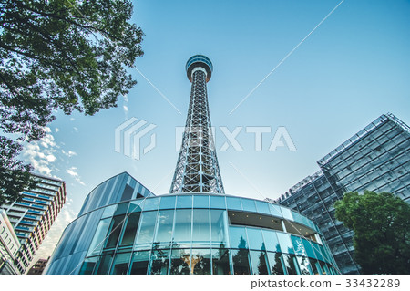Street view from Ginkgo tree, Yokohama Marin Tower 33432289