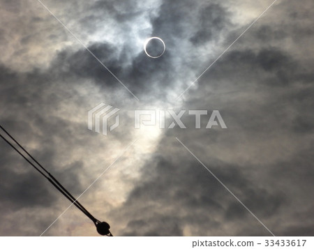 Golden ring eclipse, total eclipse (May 21, 2012) astronomically observed from Osaka (Tennoji) Golden ring eclipse, total eclipse (May 21, 2012) astronomically observed from Osaka (Tennoji) 33433617