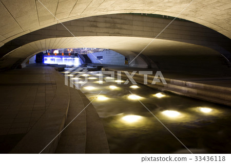 Cheonggyecheon, Seoul 33436118