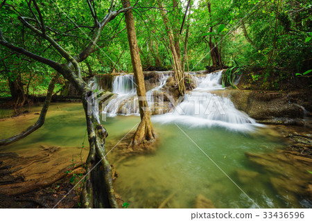 Level 7 of Huay Mae Kamin waterfall 33436596