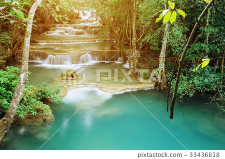 Level 1 of Huay Mae Kamin waterfall 33436818