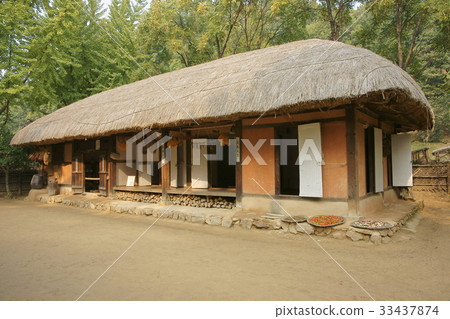 Yongin Folk Village, Yongin-si, Gyeonggi-do Yongin Folk Village, Yongin-si, Gyeonggi-do 33437874