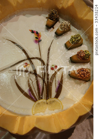 Yulmu, ginseng, pumpkin 33438214