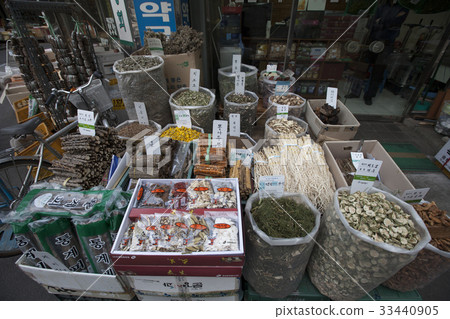 Chinese medicine, Kyungdong market, Jejudong, Dongdaemun-gu, Seoul Chinese medicine, Kyungdong market, Jejudong, Dongdaemun-gu, Seoul 33440905