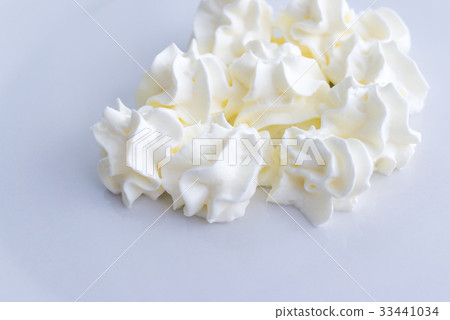 Fresh cream 33441034