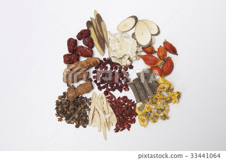 中草藥,甘草,大棗,銀杏,bokbunja,hwanggi,gugija,omija,秋刀魚,hinoki樹,梔子, 中草藥,甘草,大棗,銀杏,bokbunja,hwanggi,gugija,omija,秋刀魚,hinoki樹,梔子, 33441064