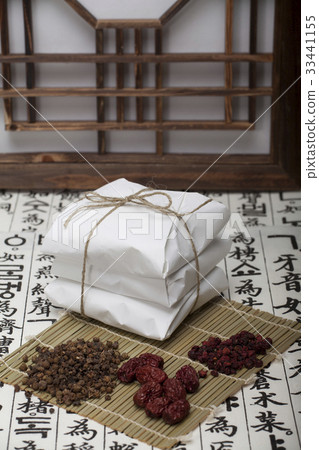 中醫,bokbunja,大棗,omija 中醫,bokbunja,大棗,omija 33441155