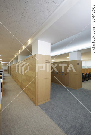 fitting room 33442503