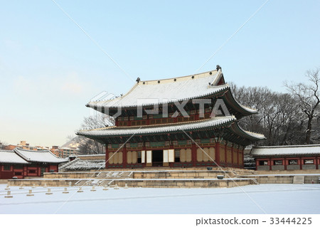 Snow, Winter, Celebration, National treasure No.225, Changdeokgung Palace, Jongno-gu, Seoul 33444225