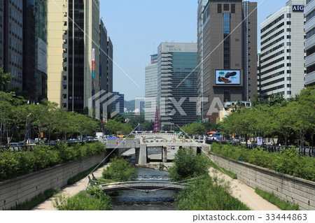 Cheonggyecheon, Seoul 33444863