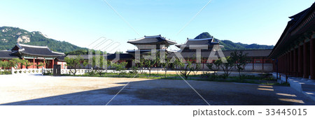 首爾鐘路區景福宮的Geunjeongmun（寶藏812），全景 33445015