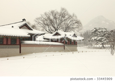 Gyeongbokgung Palace, Jongno-gu, Seoul Gyeongbokgung Palace, Jongno-gu, Seoul 33445909