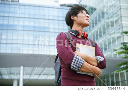 Full of enthusiasm Full of enthusiasm 33447844