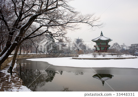 Snow, Winter, Daejungjeong, Gyeongbokgung, Jongno-gu, Seoul 33448331
