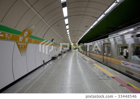 Hapjung Station (Line 2, Line 6), Mapo-gu, Seoul Hapjung Station (Line 2, Line 6), Mapo-gu, Seoul 33448546