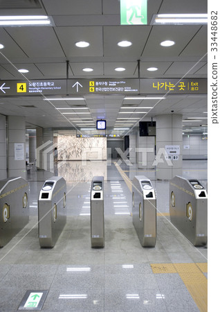 Noryangjin Station (Line 9), Dongjak-gu, Seoul 33448682