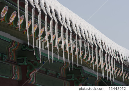 Icicle，Changdeokgung，Jongno-gu，Seoul 33448952