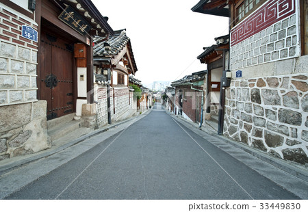 Bukchon Hanok Village, Jongno-gu, Seoul 33449830