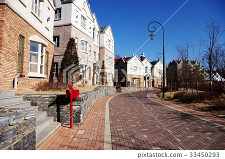 京畿道坡州市英語村 33450293