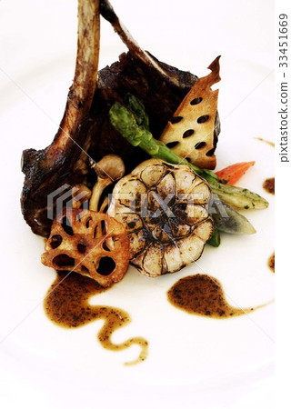 Lotus root, garlic 33451669