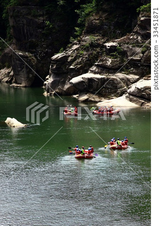 Rapid Ride, Hantan River, Cheorwon-gun, Gangwon-do Rapid Ride, Hantan River, Cheorwon-gun, Gangwon-do 33451871