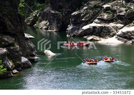 快速乘坐，Hantan河，Cheorwon-gun，江原道 33451872