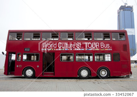 Two-story bus, Songdo, Yeonsu-gu, Incheon 33452067