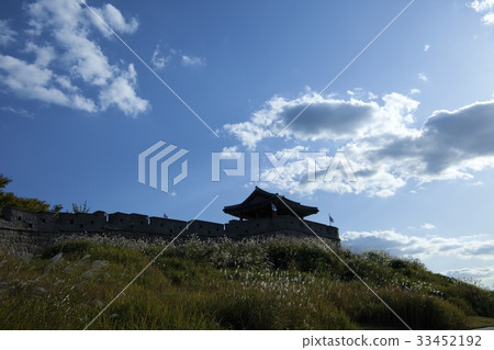 Suwon Hwaseong, Suwon, Gyeonggi-do 33452192