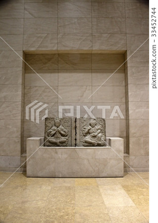 National Museum of Korea, Yongsan-gu, Seoul 33452744