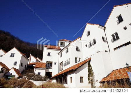 Petit France, Gapyeong-gun, Gyeonggi-do 33452804