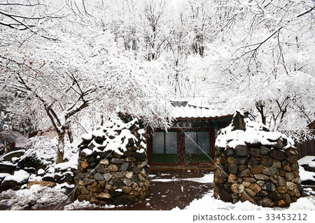 Yongin Folk Village, Yongin-si, Gyeonggi-do Yongin Folk Village, Yongin-si, Gyeonggi-do 33453212