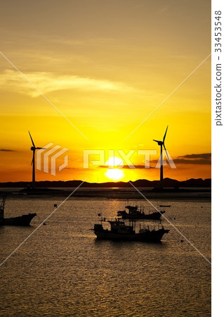 Turbine, Jeongok Harbor, Daebu Island, Hwaseong City, Gyeonggi-do 33453548