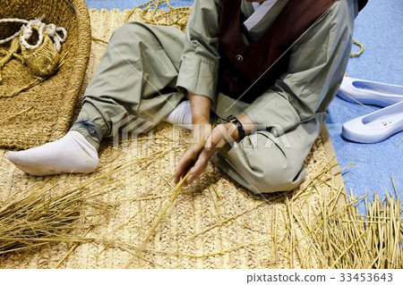 Straw sandals 33453643