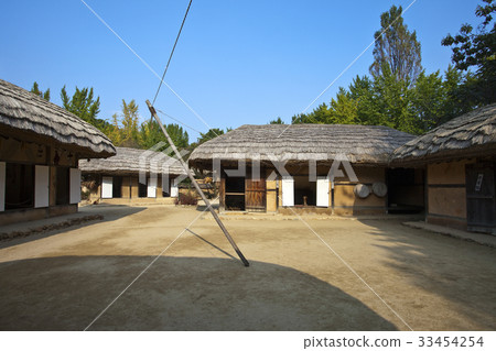 Yongin Folk Village, Yongin-si, Gyeonggi-do Yongin Folk Village, Yongin-si, Gyeonggi-do 33454254