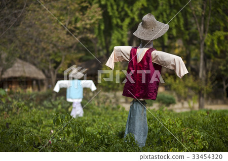 京畿道龍仁市龍仁民俗村稻草人 33454320