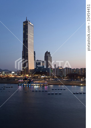 首爾漢江市永登浦區汝矣島元和橋漢江市政公園63號樓 33454451